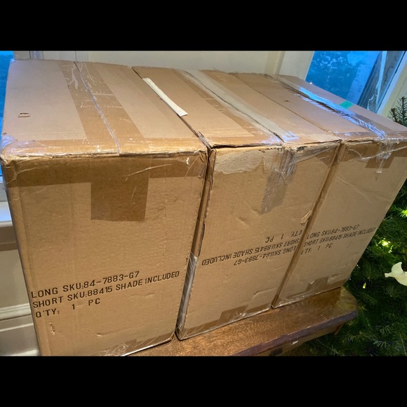 NWT PINE CONE GLOW FLUSHMOUNT light - Picture 3 of 3